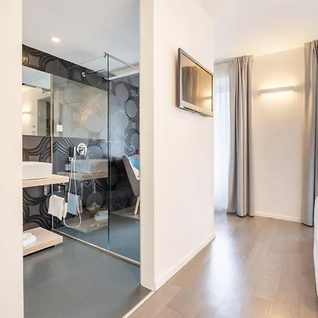 Hotel On The Rock 3*