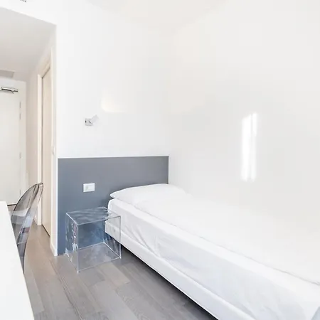 Hotell On The Rock 3*